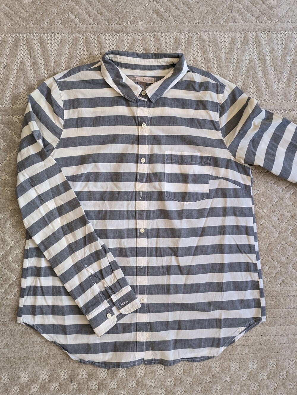 Forever 21 Striped Button Down Shirt in Gray & White